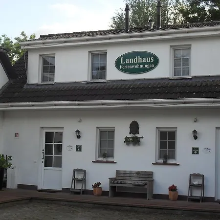 Zum Alten Krug Konukevi 4*
