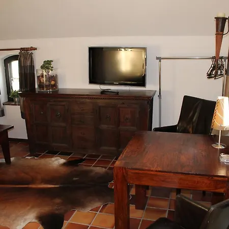 Zum Alten Krug Guest house