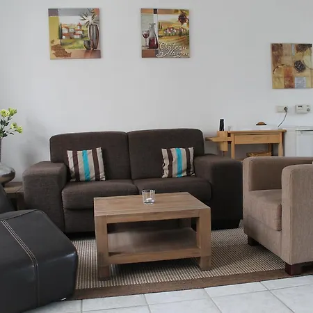 Zum Alten Krug Guest house 3*