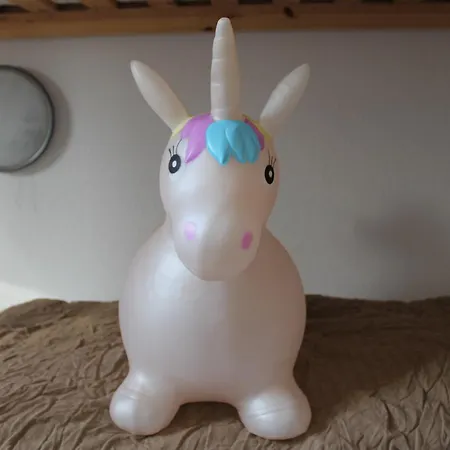 ゲストハウス Zum Alten Krug シリヒ