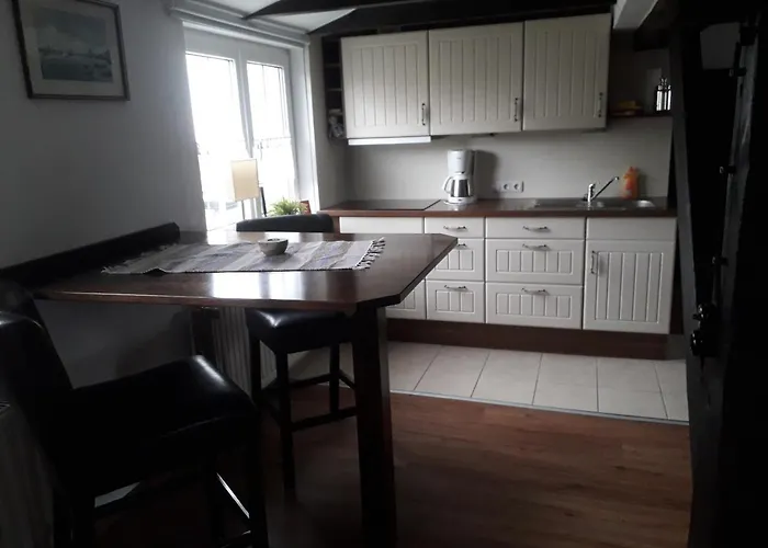 Zum Alten Krug Konukevi 4*